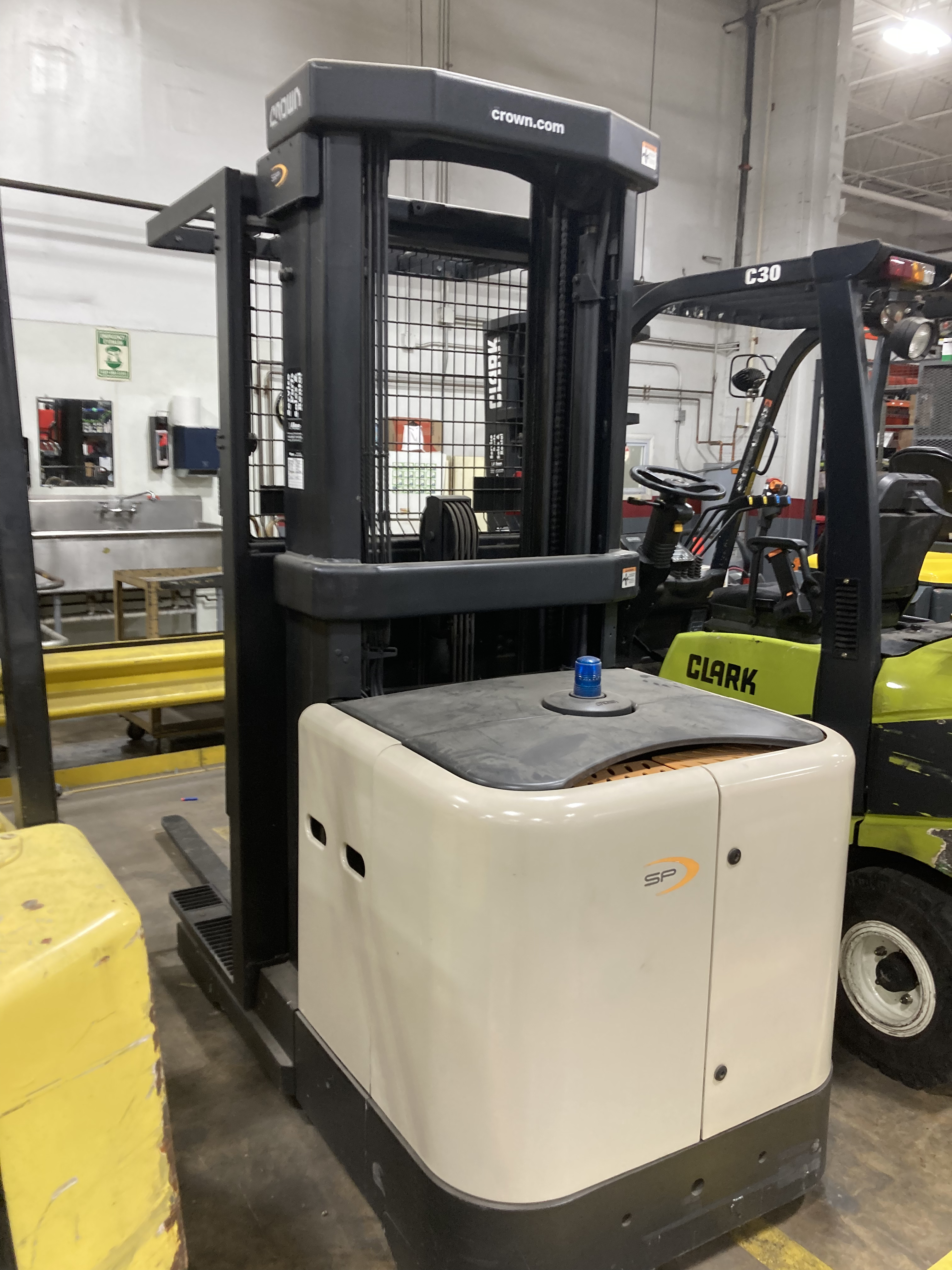 2014 Crown SP3510-30
