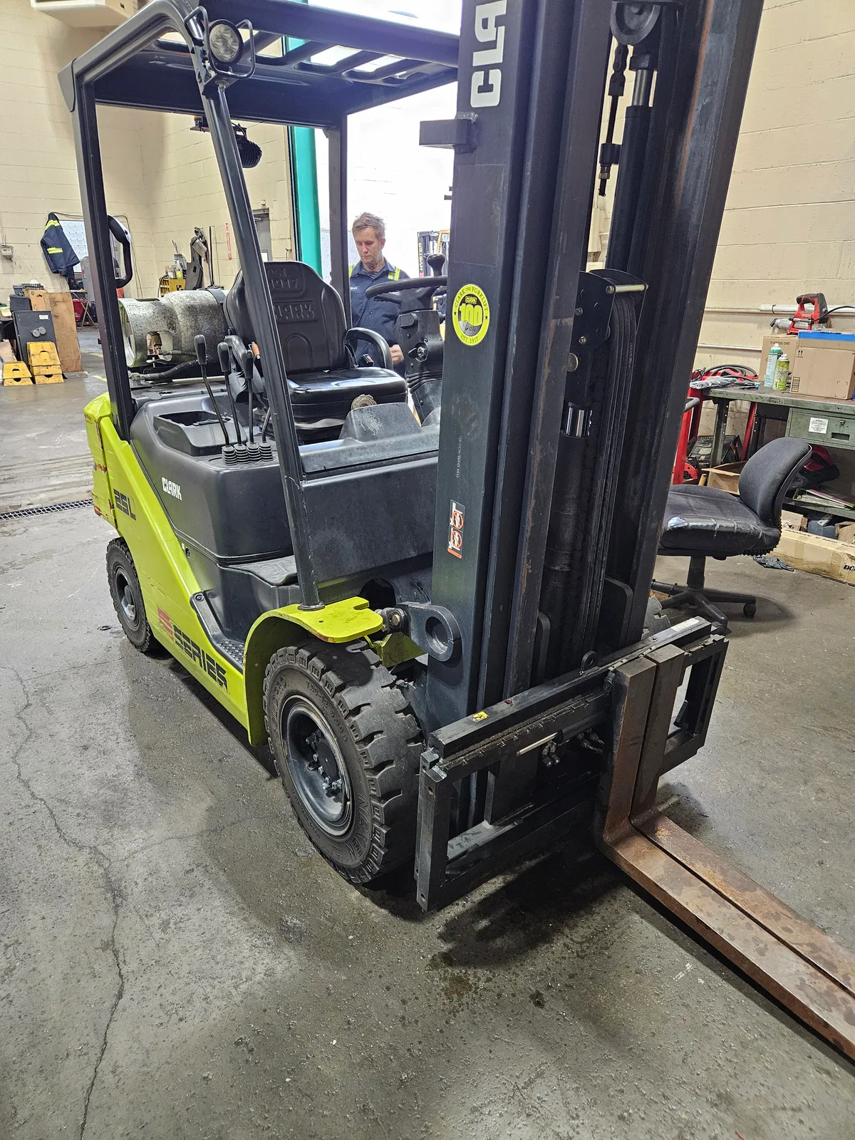 2019 Clark S25
